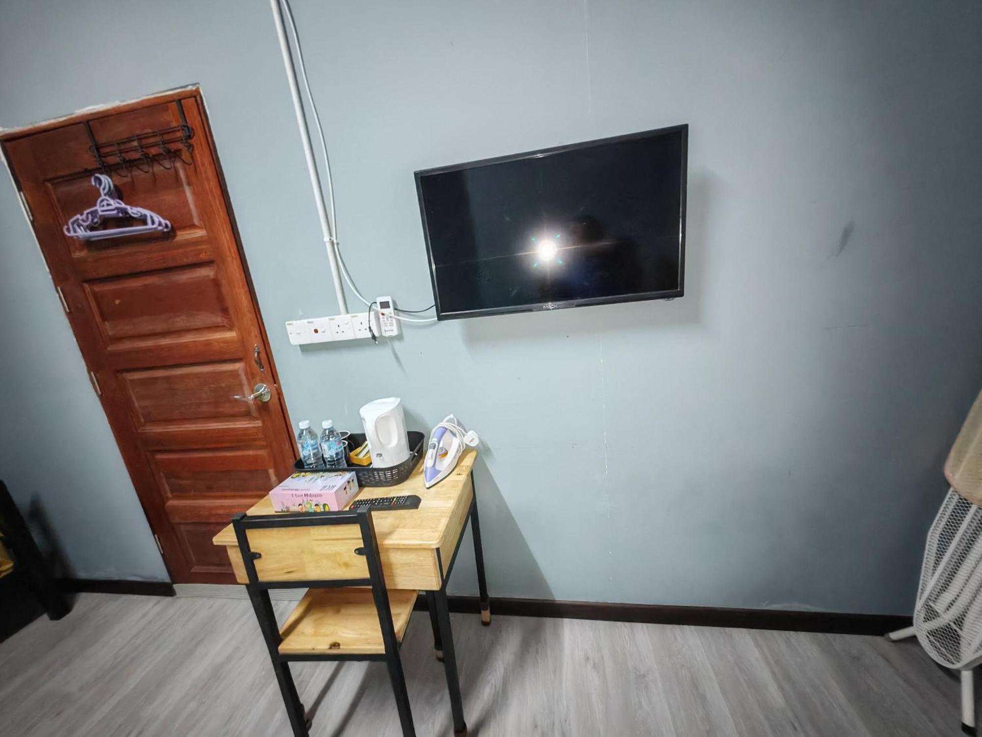 Roo Stay Tok Wan 1 Kampong Nail Phòng bức ảnh
